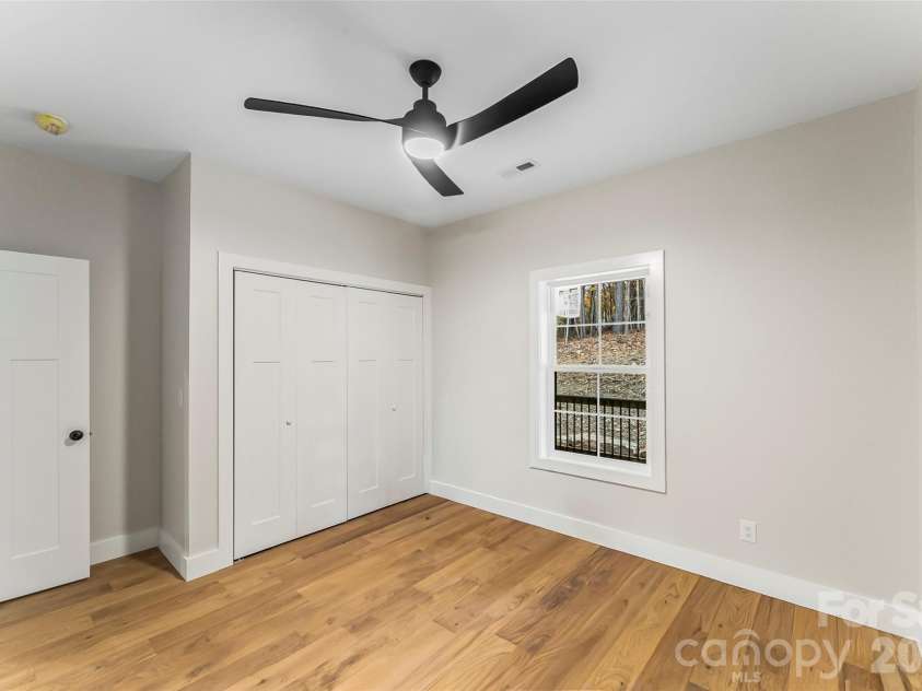195 Grandview Peaks Drive, Nebo, NC 28761.  MLS# CAR4320686, YatesRealty ID 1950. 