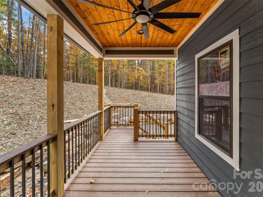 195 Grandview Peaks Drive, Nebo, NC 28761.  MLS# CAR4320686, YatesRealty ID 1950. 