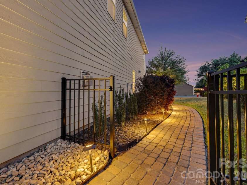 850 Coralbell Way, Fort Mill, SC 29708.  MLS# CAR4365980, YatesRealty ID 19501. 