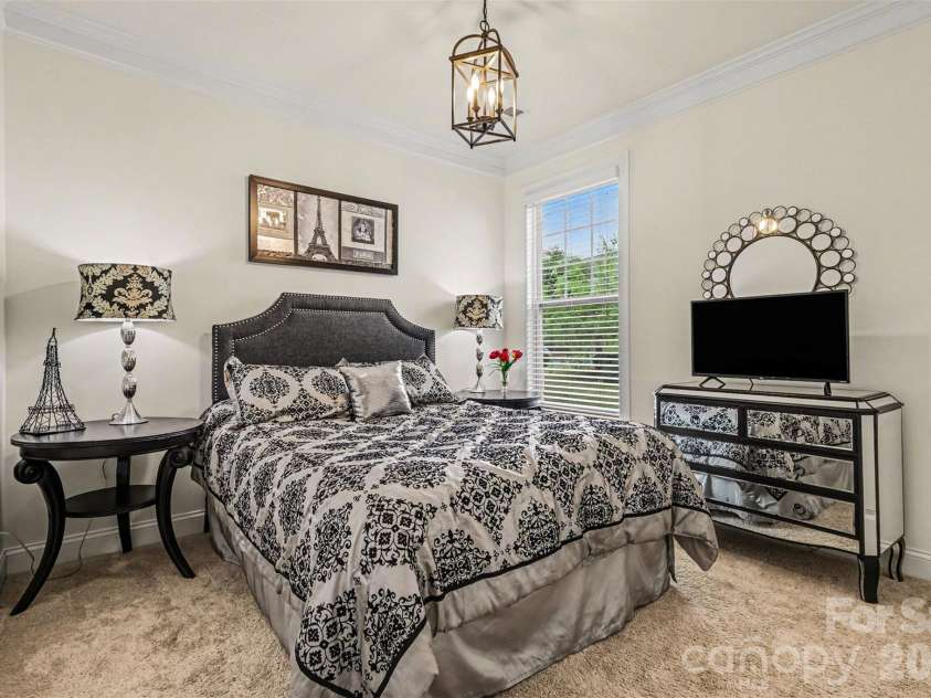 850 Coralbell Way, Fort Mill, SC 29708.  MLS# CAR4365980, YatesRealty ID 19501. Main level guest bedroom next to full bath