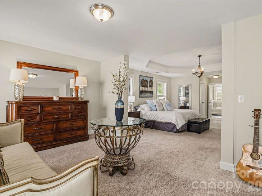 850 Coralbell Way, Fort Mill, SC 29708.  MLS# CAR4365980, YatesRealty ID 19501. Sitting area or workspace in primary bedroom