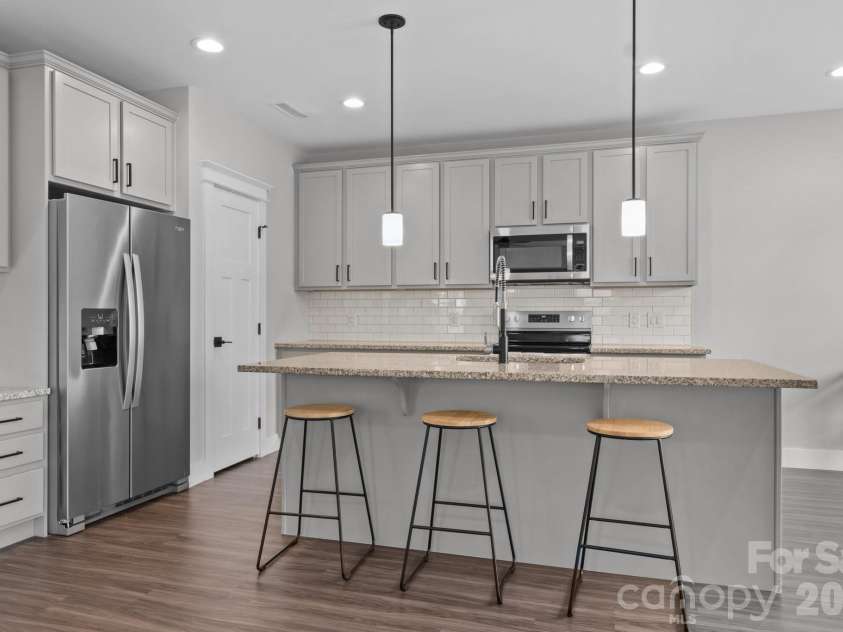 1112 Blueview Drive, Black Mountain, NC 28711.  MLS# CAR4355957, YatesRealty ID 19502. 