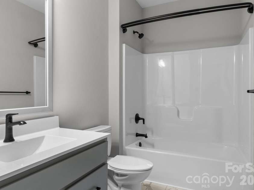 1112 Blueview Drive, Black Mountain, NC 28711.  MLS# CAR4355957, YatesRealty ID 19502. 
