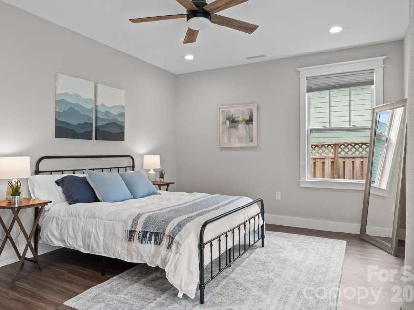 1112 Blueview Drive, Black Mountain, NC 28711.  MLS# CAR4355957, YatesRealty ID 19502. 