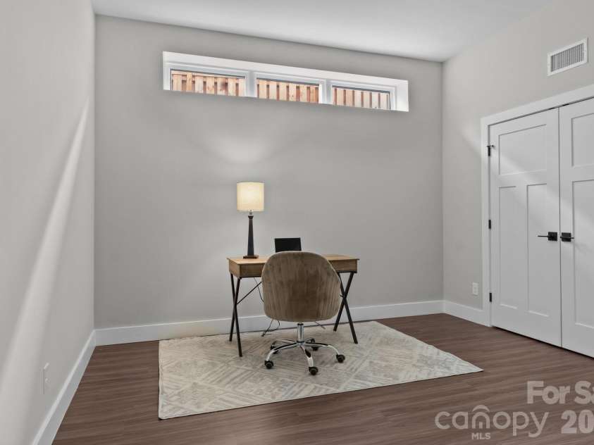 1112 Blueview Drive, Black Mountain, NC 28711.  MLS# CAR4355957, YatesRealty ID 19502. 