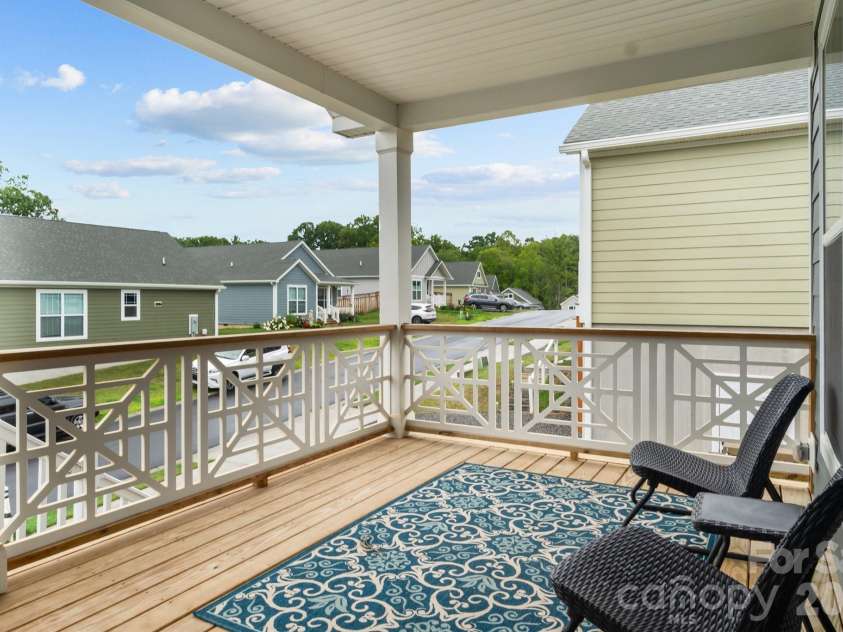 1112 Blueview Drive, Black Mountain, NC 28711.  MLS# CAR4355957, YatesRealty ID 19502. 