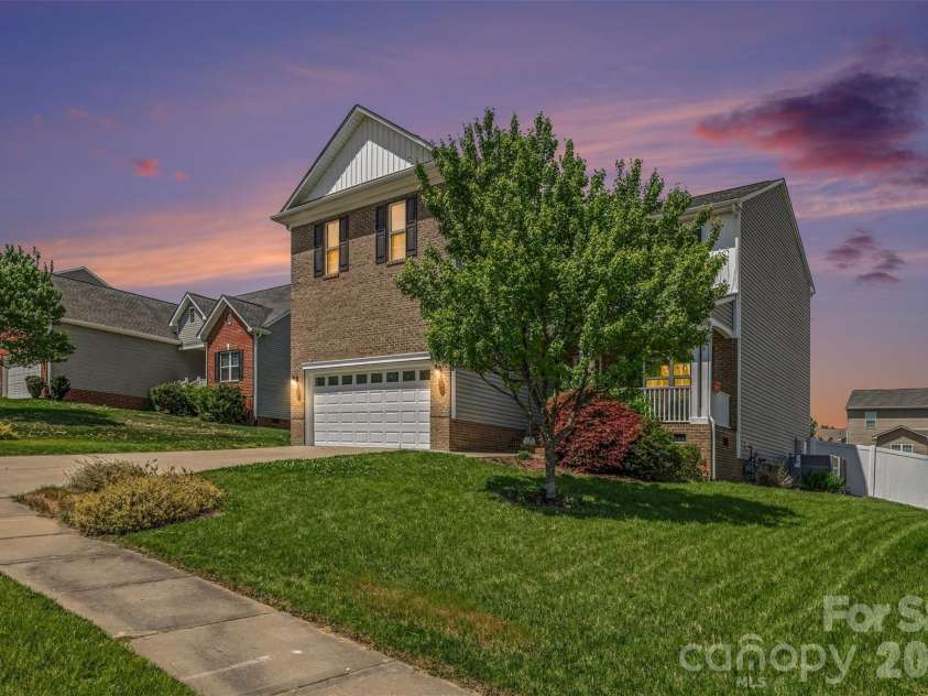 5168 Norway Lane, Rock Hill, SC 29732.  MLS# CAR4371687, YatesRealty ID 19504. 