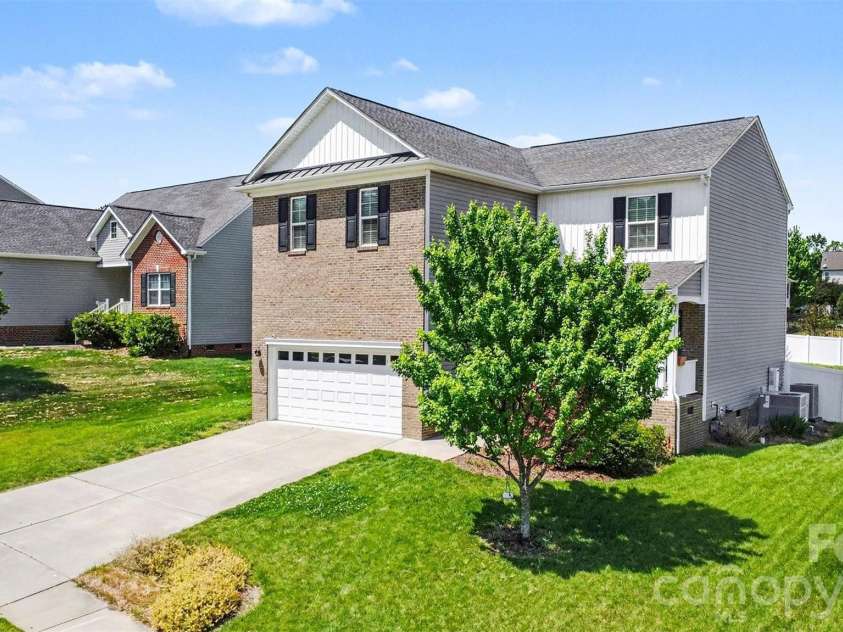 5168 Norway Lane, Rock Hill, SC 29732.  MLS# CAR4371687, YatesRealty ID 19504. 