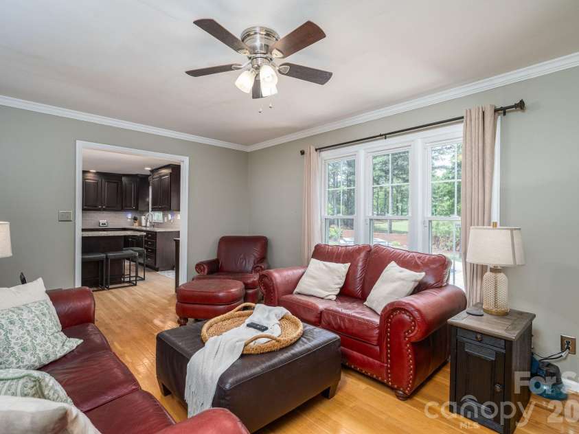 136 Persimmon Creek Road, Kings Mountain, NC 28086.  MLS# CAR4377089, YatesRealty ID 19506. 