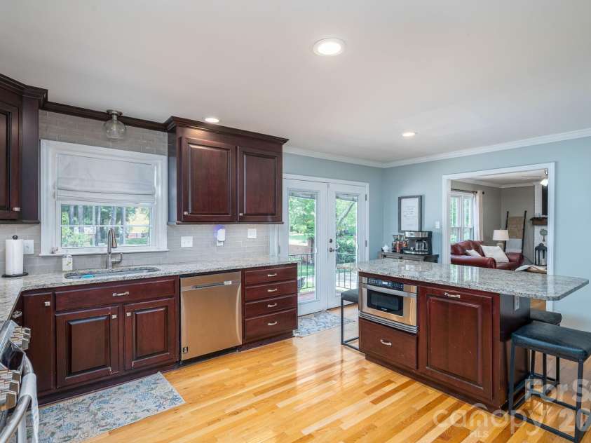 136 Persimmon Creek Road, Kings Mountain, NC 28086.  MLS# CAR4377089, YatesRealty ID 19506. 