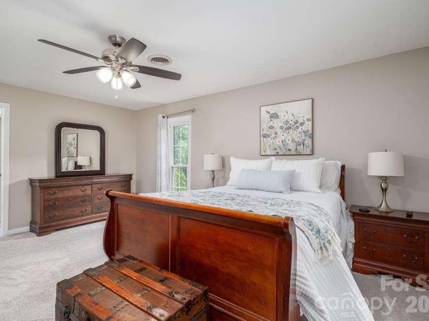 136 Persimmon Creek Road, Kings Mountain, NC 28086.  MLS# CAR4377089, YatesRealty ID 19506. 