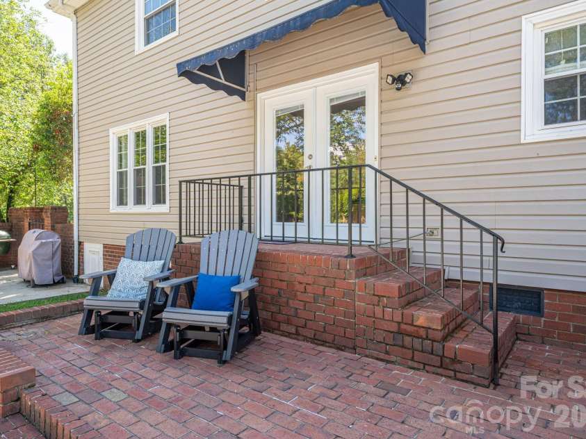 136 Persimmon Creek Road, Kings Mountain, NC 28086.  MLS# CAR4377089, YatesRealty ID 19506. 