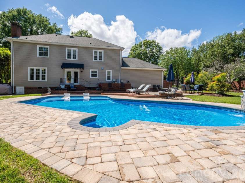 136 Persimmon Creek Road, Kings Mountain, NC 28086.  MLS# CAR4377089, YatesRealty ID 19506. 