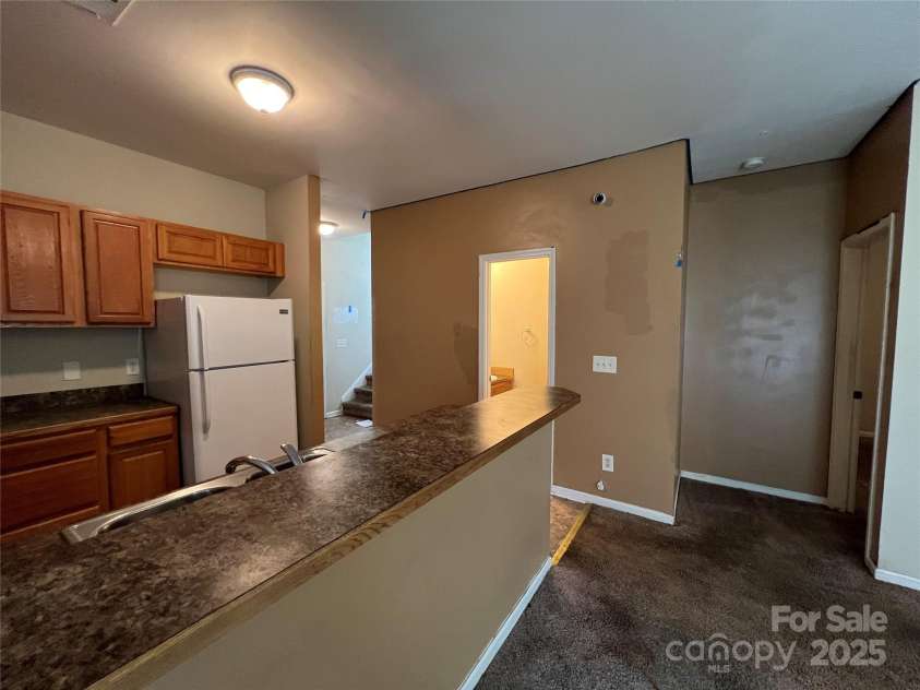 2012 Ashley Road, Charlotte, NC 28208.  MLS# CAR4269205, YatesRealty ID 19506. 