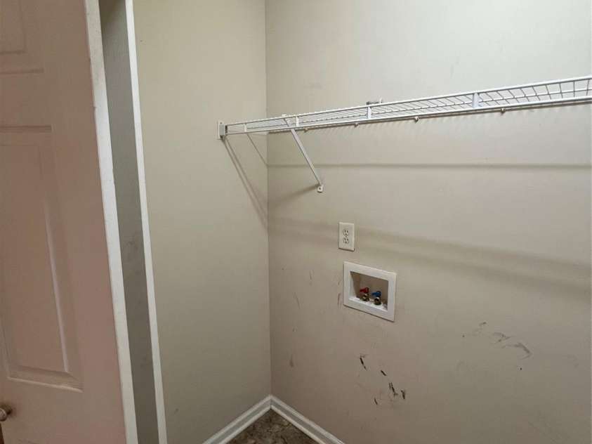 2012 Ashley Road, Charlotte, NC 28208.  MLS# CAR4269205, YatesRealty ID 19506. 