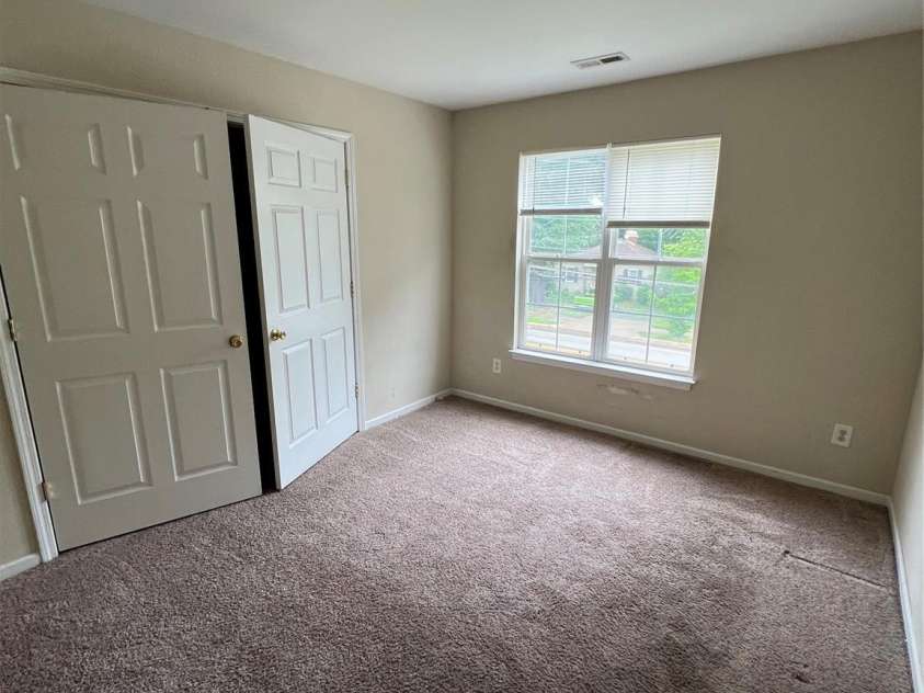 2012 Ashley Road, Charlotte, NC 28208.  MLS# CAR4269205, YatesRealty ID 19506. 