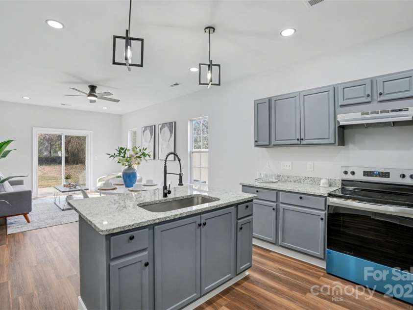 2012 Ashley Road, Charlotte, NC 28208.  MLS# CAR4330776, YatesRealty ID 19506. 