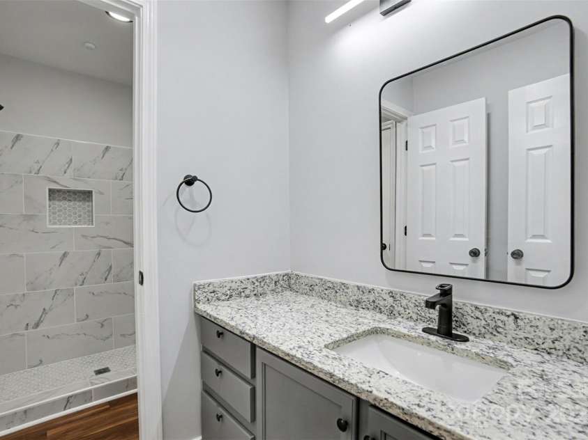 2012 Ashley Road, Charlotte, NC 28208.  MLS# CAR4330776, YatesRealty ID 19506. 