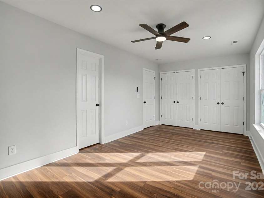 2012 Ashley Road, Charlotte, NC 28208.  MLS# CAR4330776, YatesRealty ID 19506. 