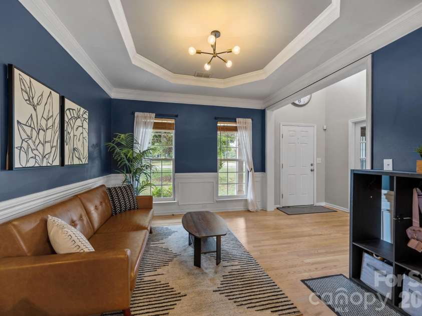 125 Sundown Cove Drive, Mooresville, NC 28117.  MLS# CAR4372650, YatesRealty ID 19507. 