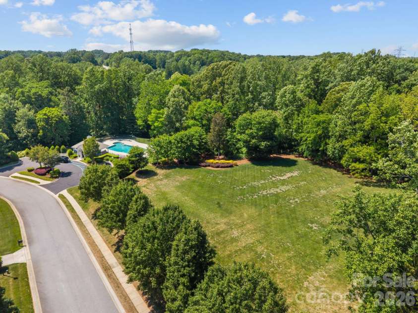 125 Sundown Cove Drive, Mooresville, NC 28117.  MLS# CAR4372650, YatesRealty ID 19507. 