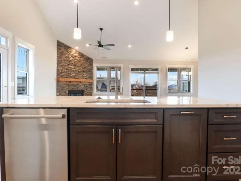 175 Waightstill Drive, Arden, NC 28704.  MLS# CAR3874338, YatesRealty ID 19507. Kitchen with Island