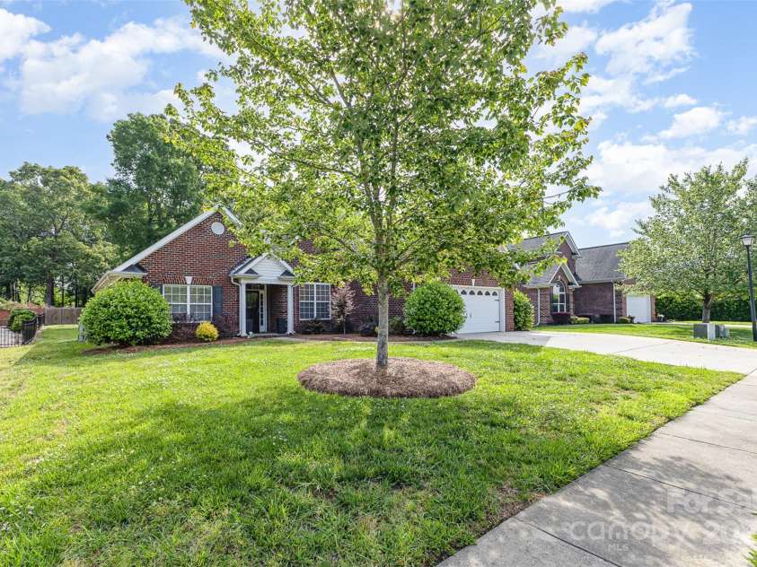 5706 Sustar Drive, Monroe, NC 28110.  MLS# CAR4253819, YatesRealty ID 19509. 