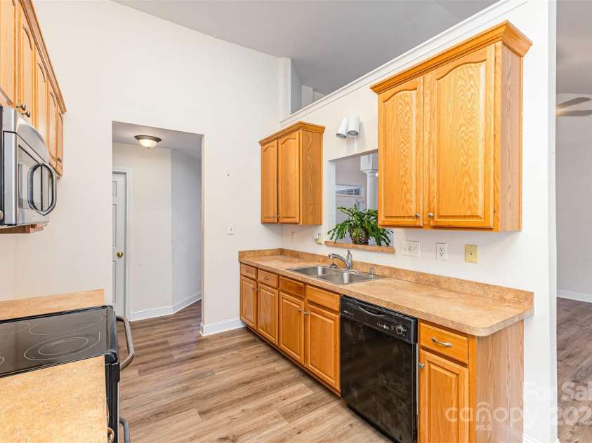 5706 Sustar Drive, Monroe, NC 28110.  MLS# CAR4253819, YatesRealty ID 19509. 