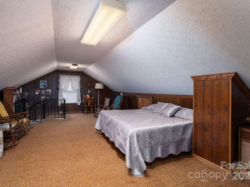 1544 Kings Road, Shelby, NC 28150.  MLS# CAR4306163, YatesRealty ID 1951. Flex Room