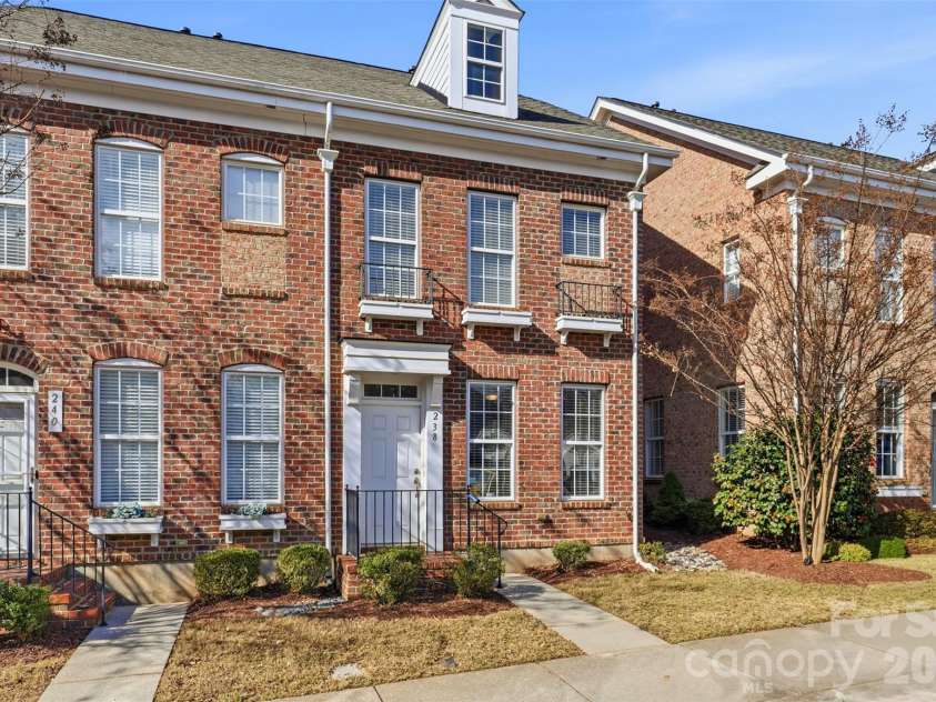 238 Welton Way, Mooresville, NC 28117.  MLS# CAR4340102, YatesRealty ID 1951. 