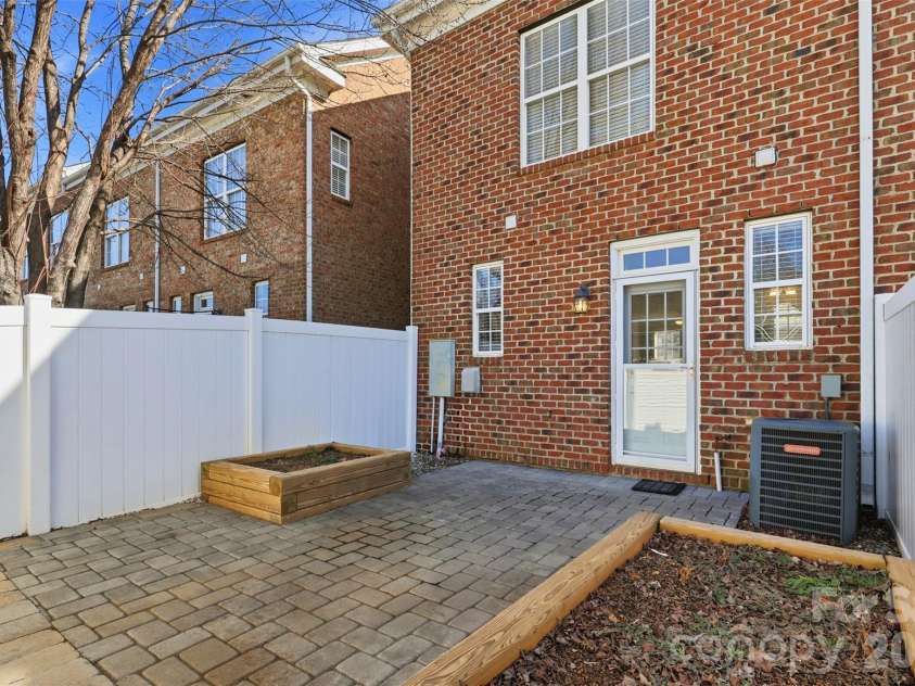 238 Welton Way, Mooresville, NC 28117.  MLS# CAR4340102, YatesRealty ID 1951. 