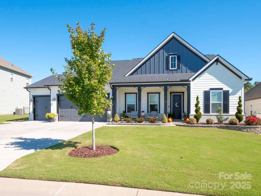 7112 Irongate Drive, Lancaster, SC 29720.  MLS# CAR4255669, YatesRealty ID 19510. 