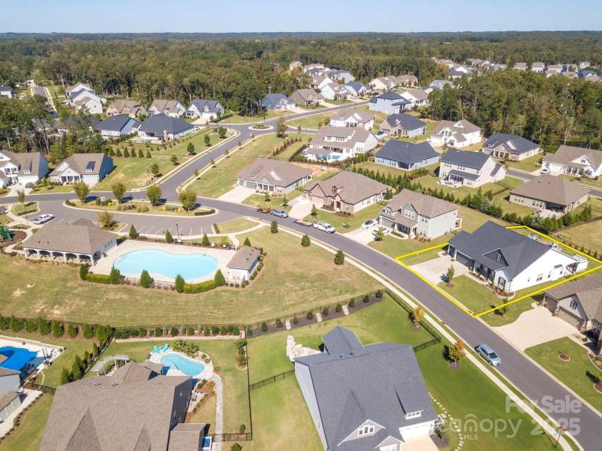 7112 Irongate Drive, Lancaster, SC 29720.  MLS# CAR4255669, YatesRealty ID 19510. 