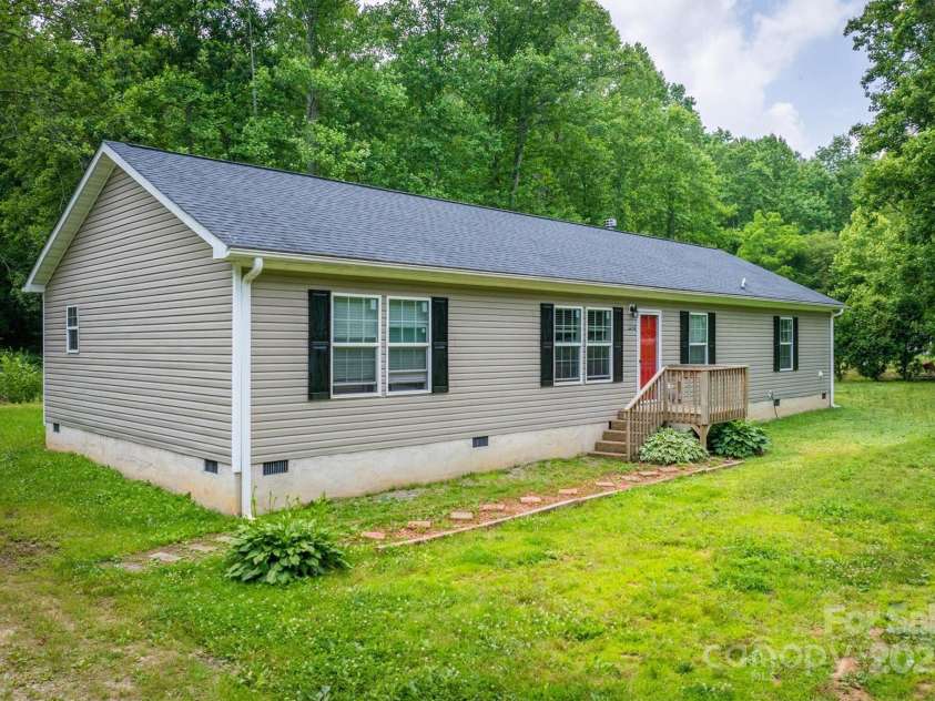 2310 Alfred Hartley Road, Lenoir, NC 28645.  MLS# CAR4258802, YatesRealty ID 19511. 