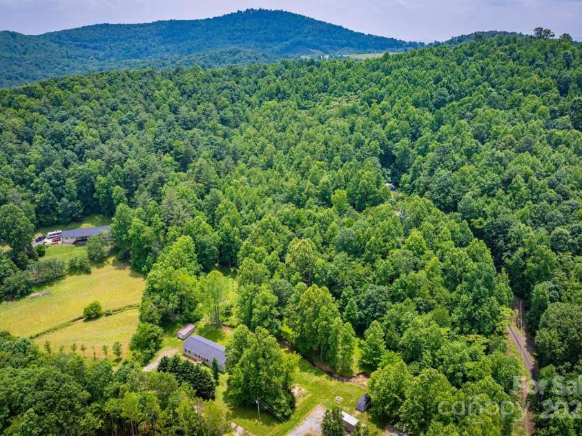 2310 Alfred Hartley Road, Lenoir, NC 28645.  MLS# CAR4258802, YatesRealty ID 19511. 