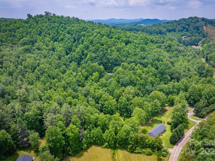 2310 Alfred Hartley Road, Lenoir, NC 28645.  MLS# CAR4258802, YatesRealty ID 19511. 