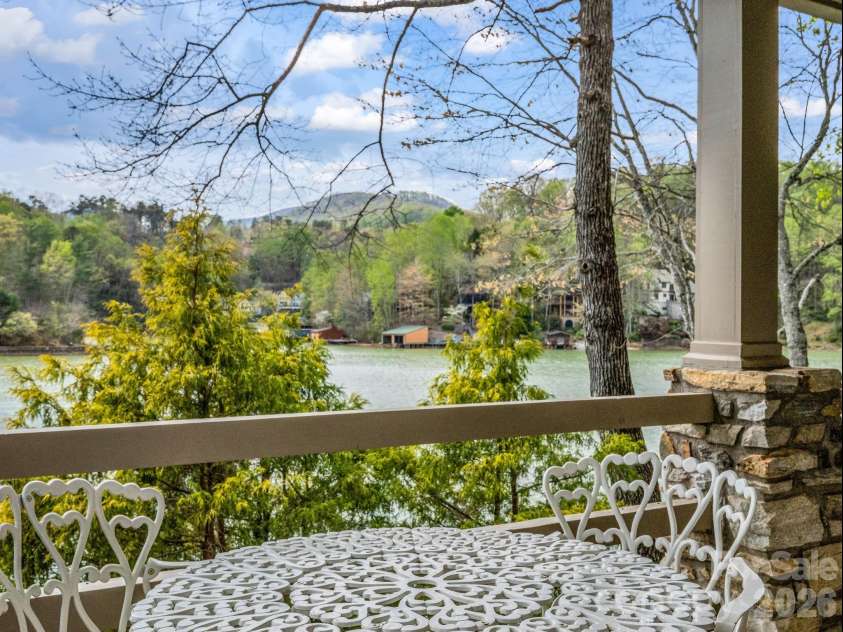 206 Lakeridge Road, Lake Lure, NC 28746.  MLS# CAR4370265, YatesRealty ID 19512. 