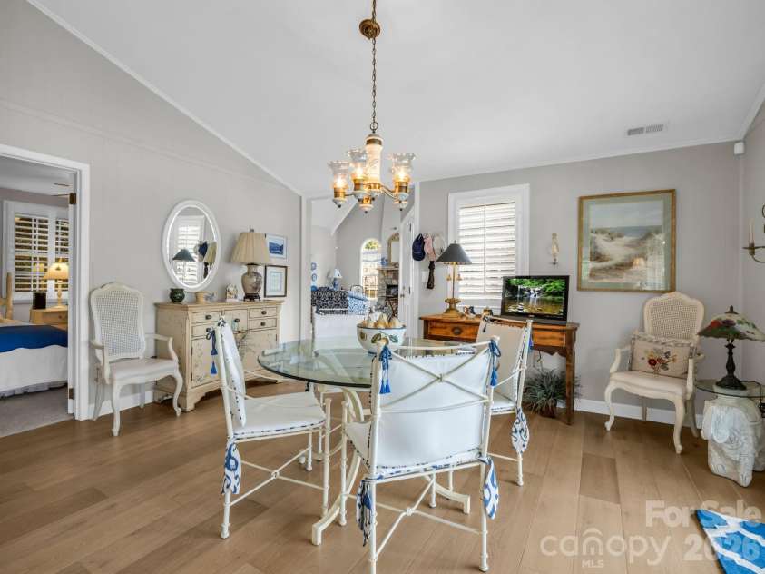 206 Lakeridge Road, Lake Lure, NC 28746.  MLS# CAR4370265, YatesRealty ID 19512. 