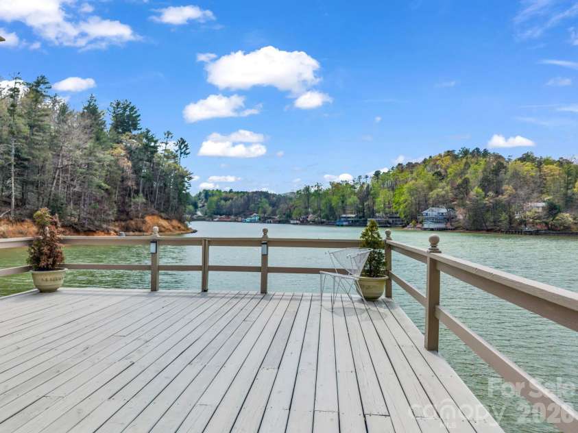 206 Lakeridge Road, Lake Lure, NC 28746.  MLS# CAR4370265, YatesRealty ID 19512. 