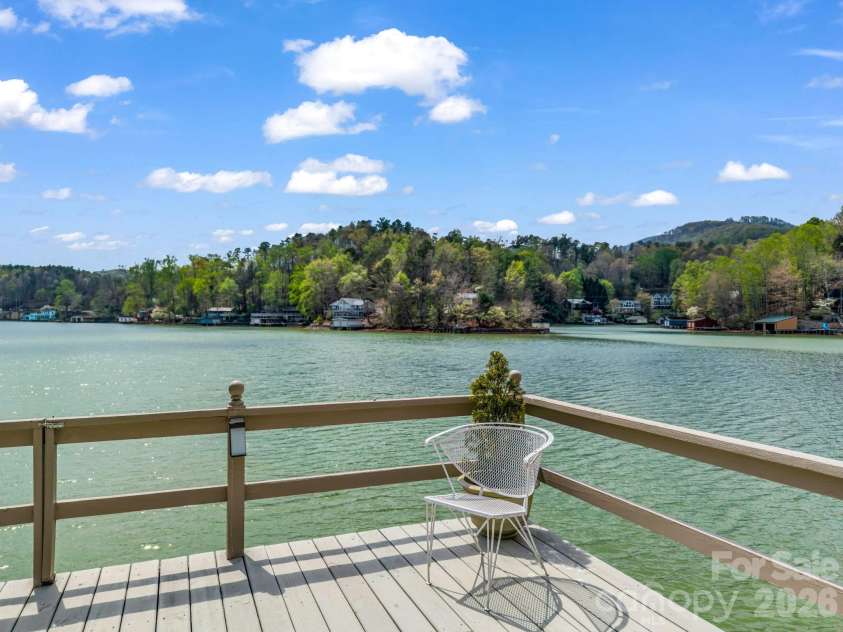 206 Lakeridge Road, Lake Lure, NC 28746.  MLS# CAR4370265, YatesRealty ID 19512. 