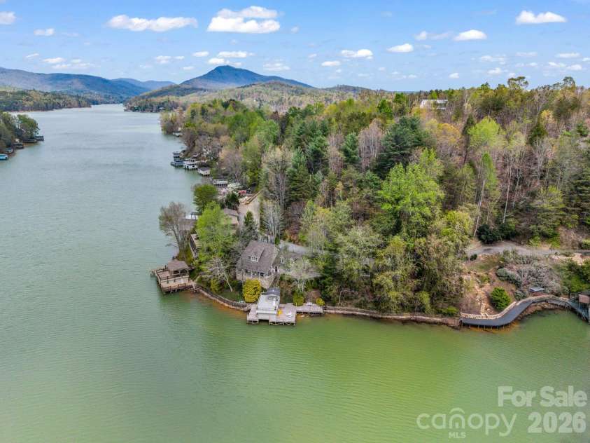 206 Lakeridge Road, Lake Lure, NC 28746.  MLS# CAR4370265, YatesRealty ID 19512. 