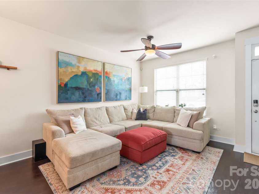 3217 Bending Birch Place, Charlotte, NC 28206.  MLS# CAR4358255, YatesRealty ID 19514. 
