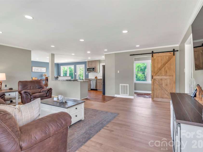 1958 Boyd Road, Blackstock, SC 29014.  MLS# CAR4372942, YatesRealty ID 19515. 