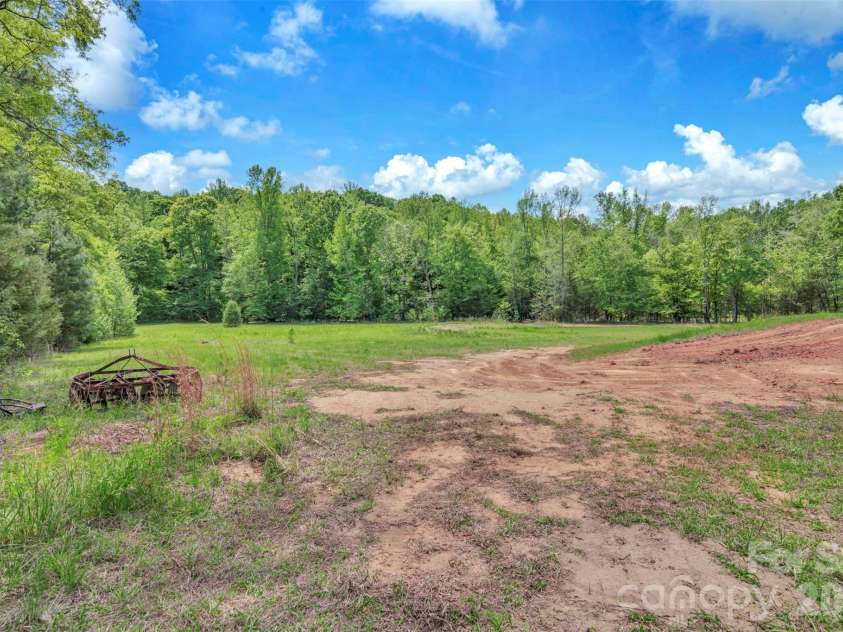 1958 Boyd Road, Blackstock, SC 29014.  MLS# CAR4372942, YatesRealty ID 19515. 