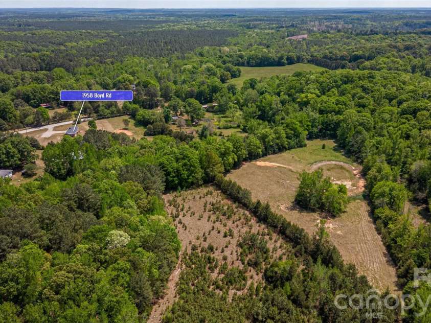 1958 Boyd Road, Blackstock, SC 29014.  MLS# CAR4372942, YatesRealty ID 19515. 