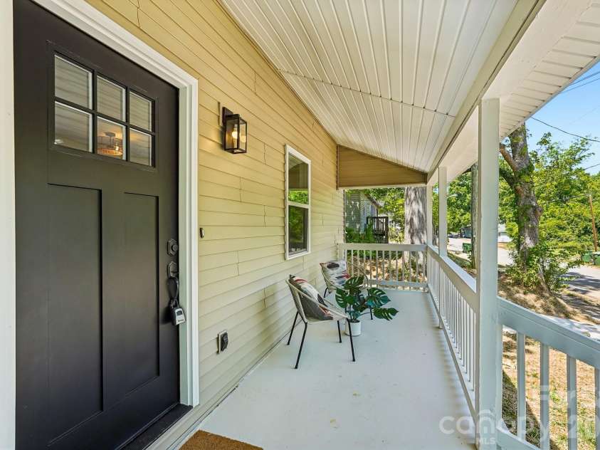 514 Arch Street, Lancaster, SC 29720.  MLS# CAR4373652, YatesRealty ID 19516. 
