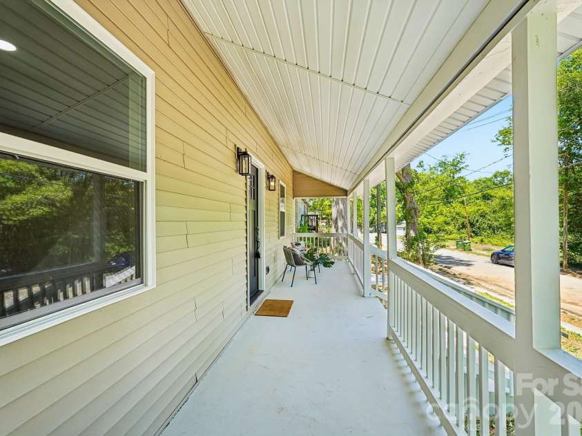 514 Arch Street, Lancaster, SC 29720.  MLS# CAR4373652, YatesRealty ID 19516. 