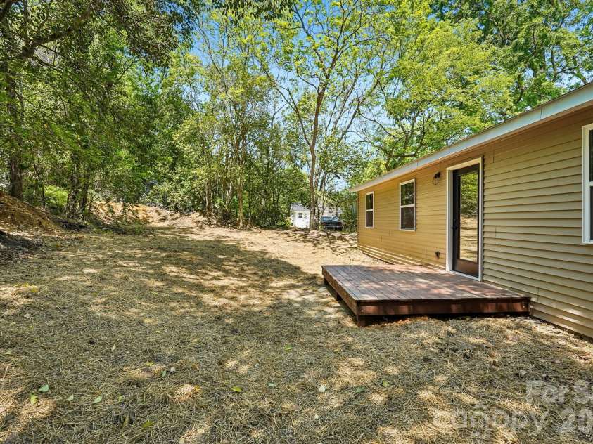 514 Arch Street, Lancaster, SC 29720.  MLS# CAR4373652, YatesRealty ID 19516. 