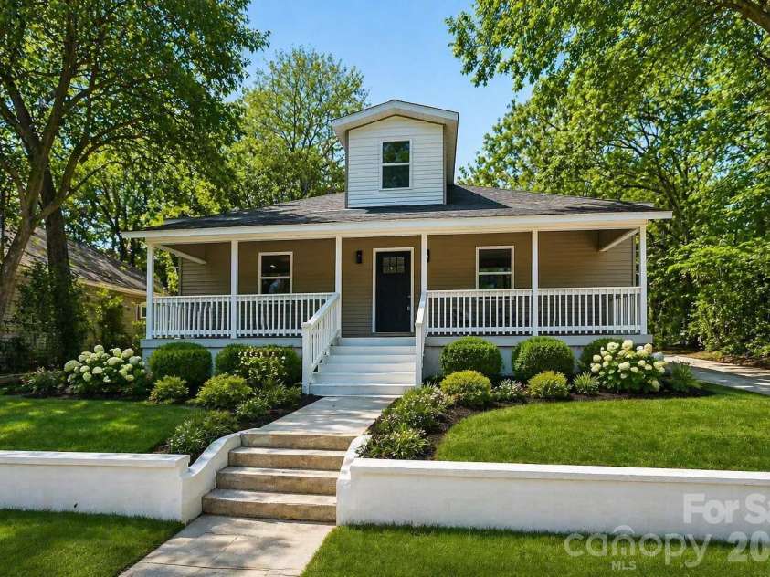 514 Arch Street, Lancaster, SC 29720.  MLS# CAR4373652, YatesRealty ID 19516. 