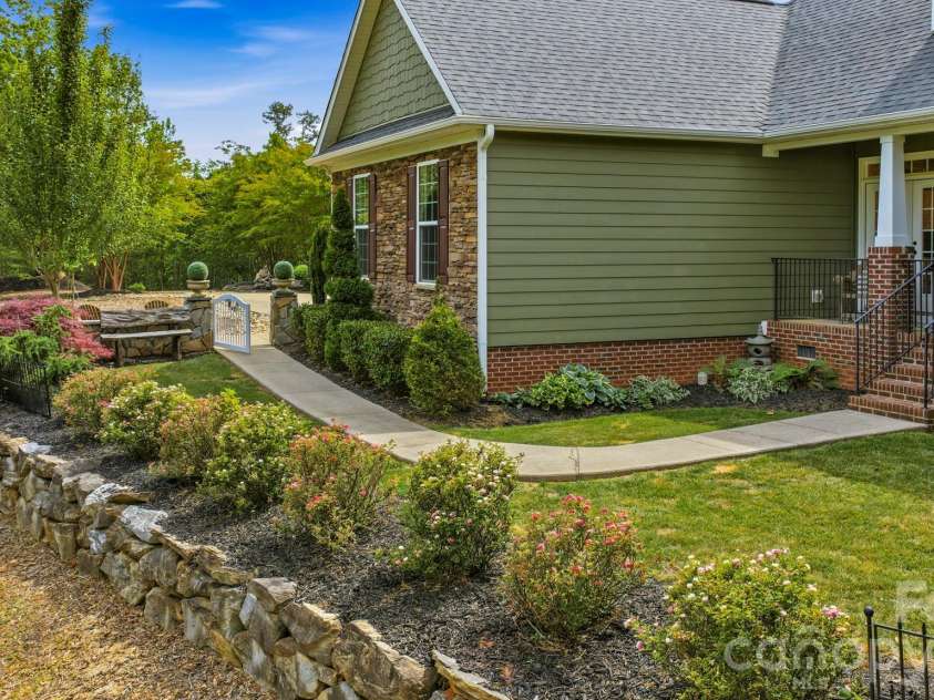 234 Crest Drive, Lake Lure, NC 28746.  MLS# CAR4379273, YatesRealty ID 19517. 